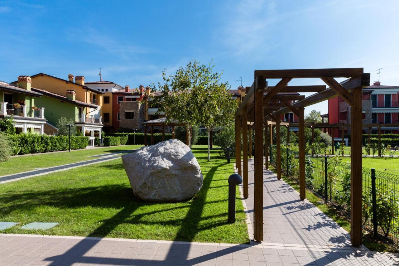 Appartamento Essenza Sirmione Exterior photo